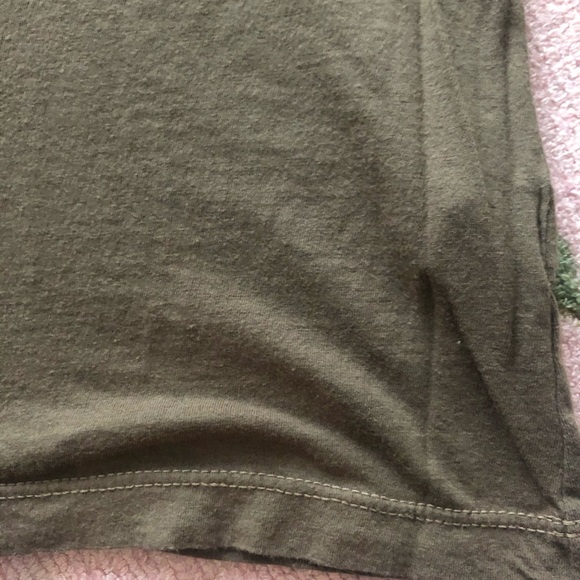 Market v neck tee - olive green - Picture 4 of 11